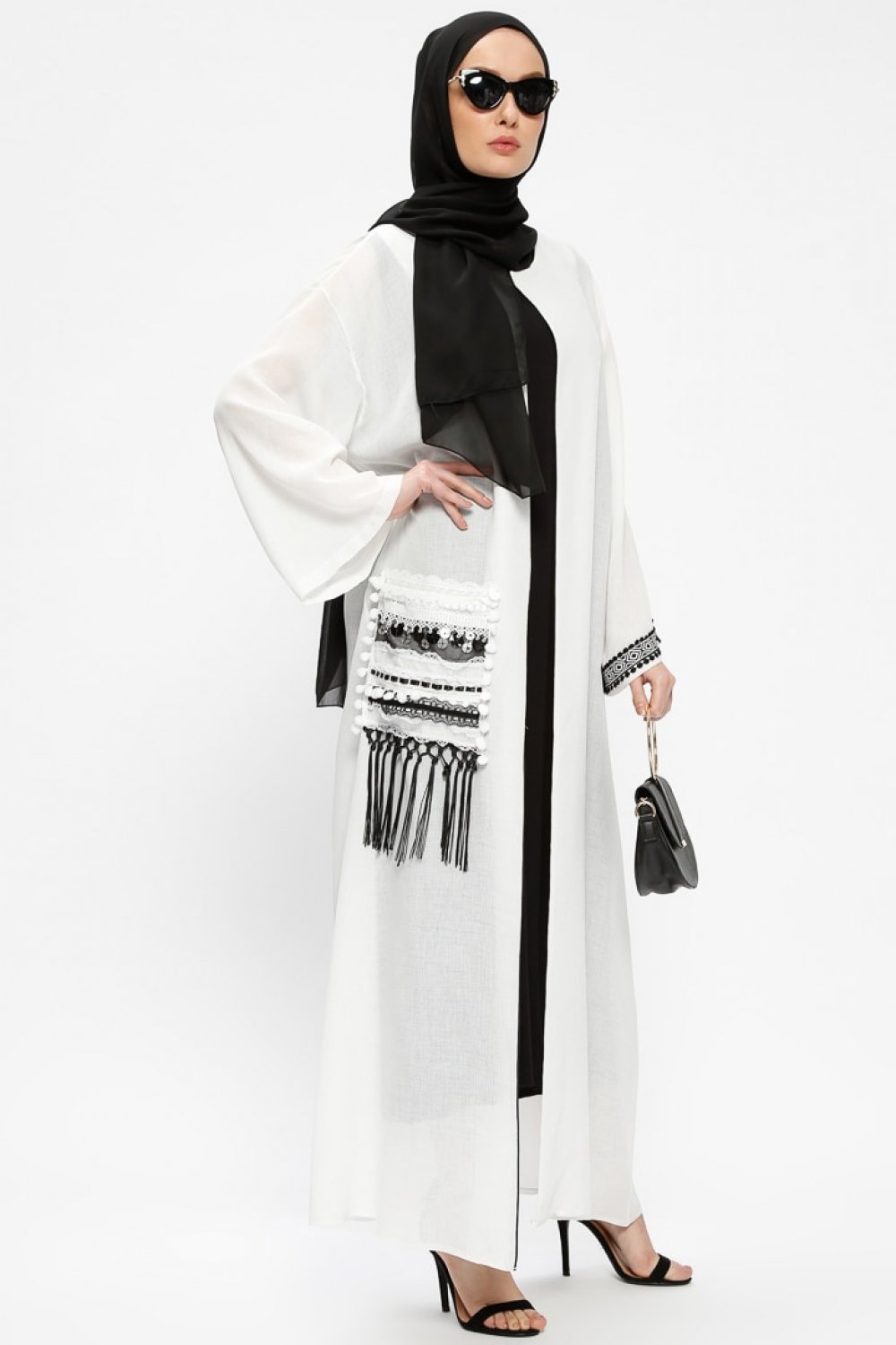 Ajal Beyaz Gupur Detayli Ferace Elbise Ikili Takim Elbisebul