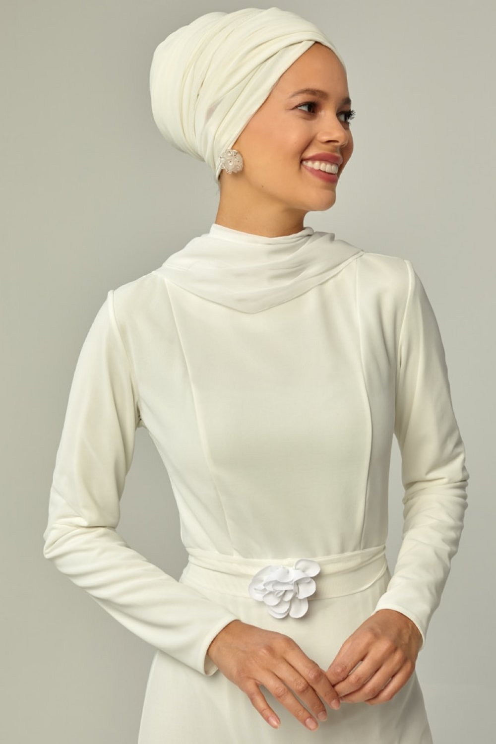 Mwedding Beyaz Üç Boyutlu Çiçek Detaylı Abiye Elbise Mwedding Beyaz Üç Boyutlu Çiçek Detaylı Abiye Elbise