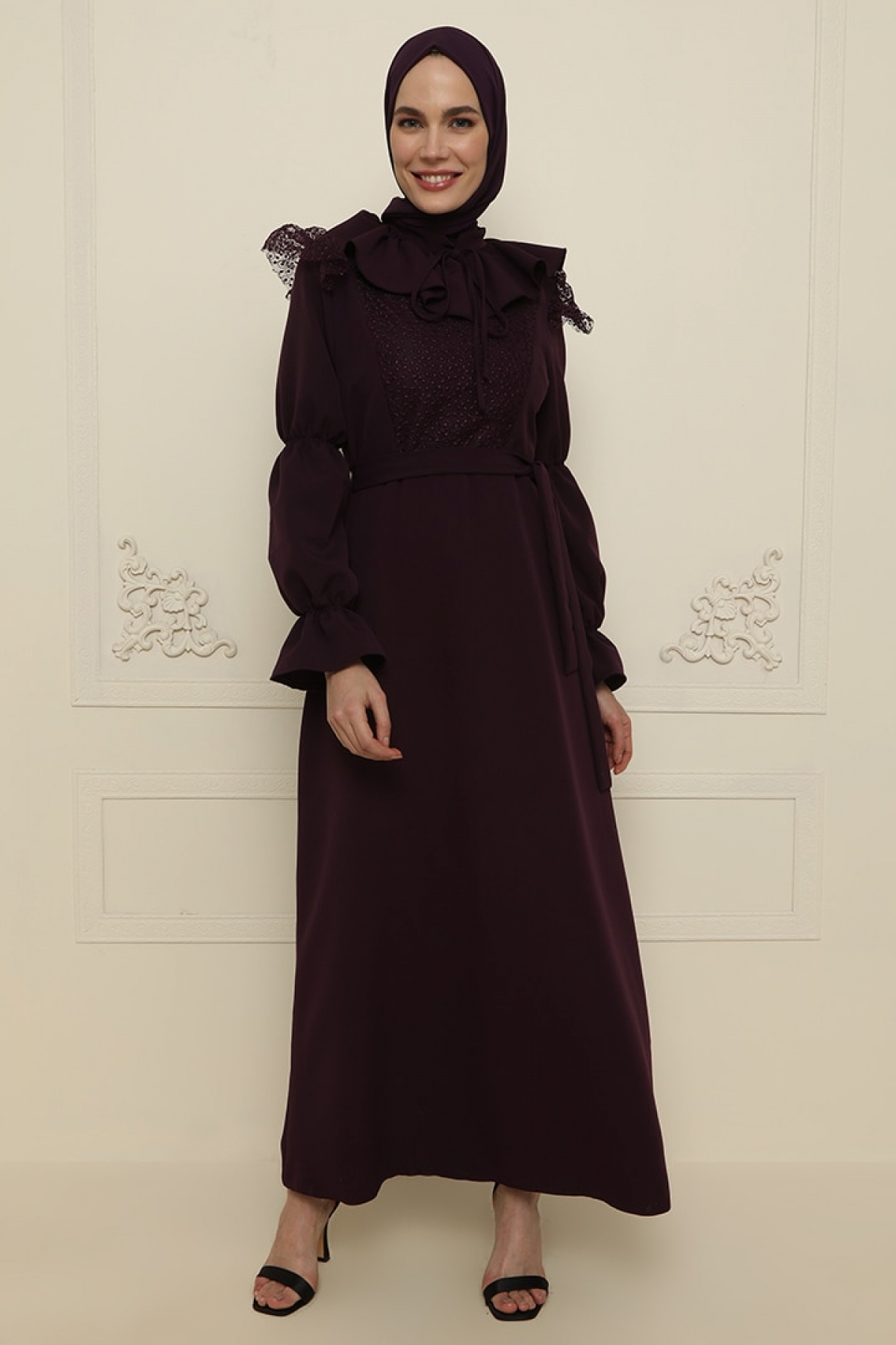 Gold Dresses Mürdüm Yaka Detaylı Abiye Elbise Gold Dresses Mürdüm Yaka Detaylı Abiye Elbise