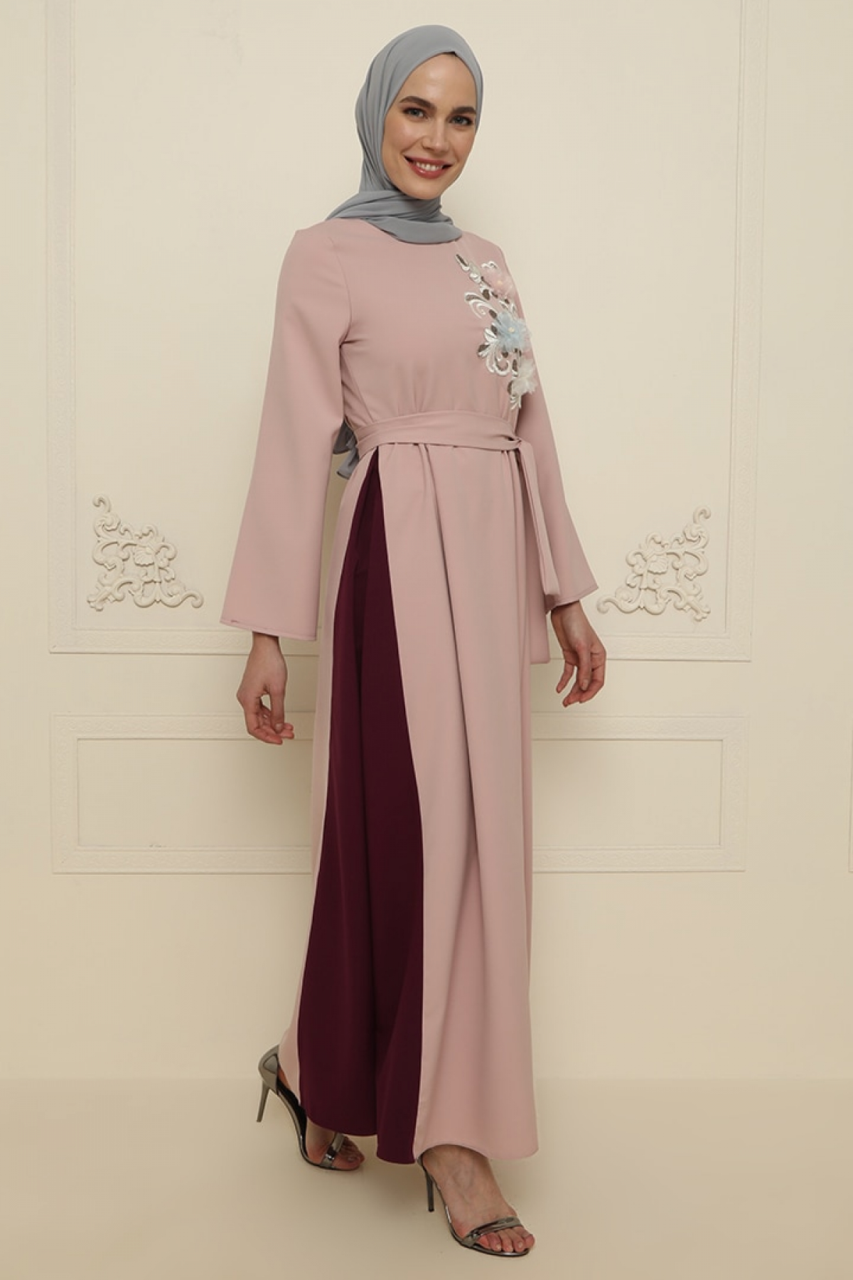 Gold Dresses Pudra Çiçek Aplikeli Abiye Elbise Gold Dresses Pudra Çiçek Aplikeli Abiye Elbise