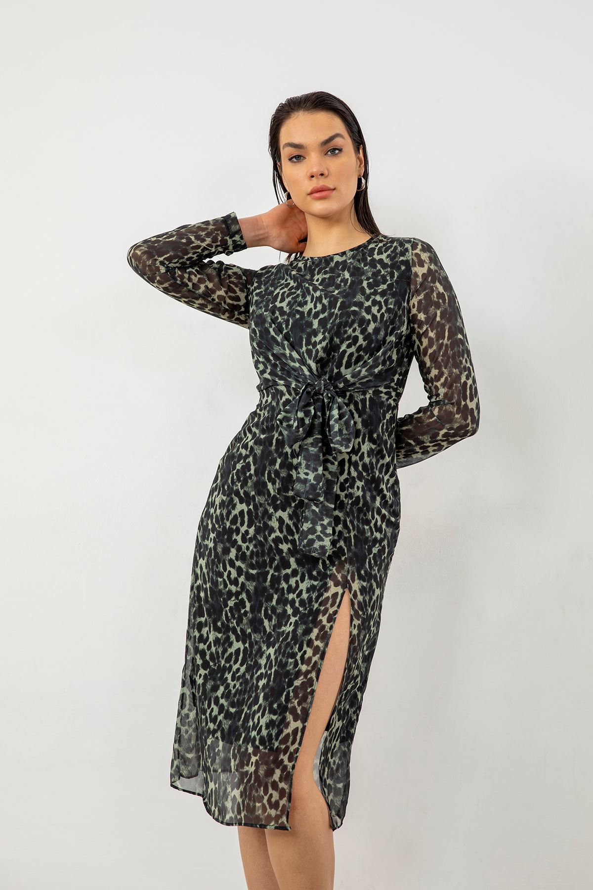 E&B Haki Leopar Desen Şifon Midi Elbise E&B Haki Leopar Desen Şifon Midi Elbise